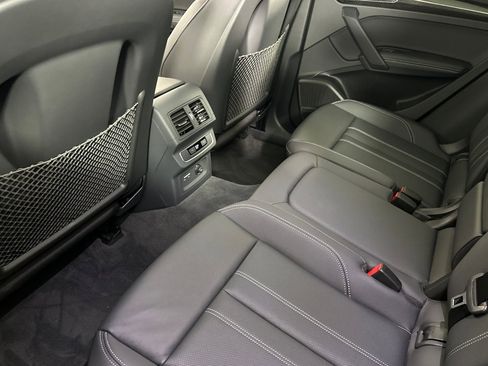 Used 2024 Audi SQ5 Premium Plus w/ Premium Plus Package image 11