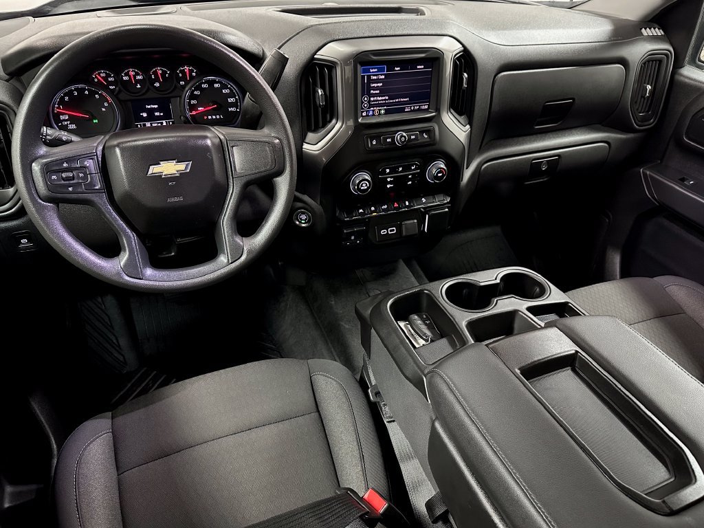 Used 2025 Chevrolet Silverado 1500 Custom Trail Boss AWD/4WD image 13