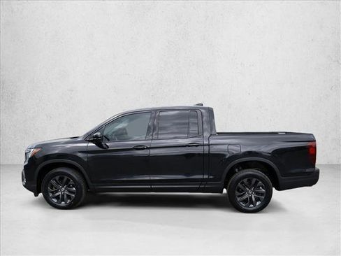 Used 2023 Honda Ridgeline Sport image 9