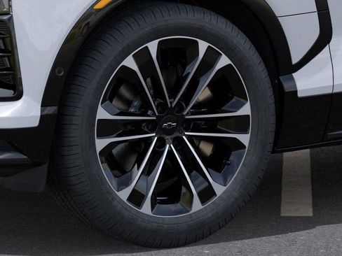 New 2026 Chevrolet Blazer EV SS image 9