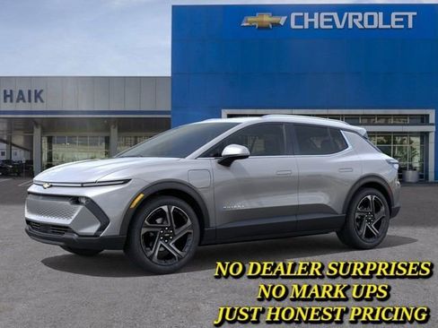 New 2026 Chevrolet Equinox EV LT w/ Convenience Package II FWD image 2