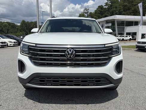 Used 2025 Volkswagen Atlas SE FWD image 30