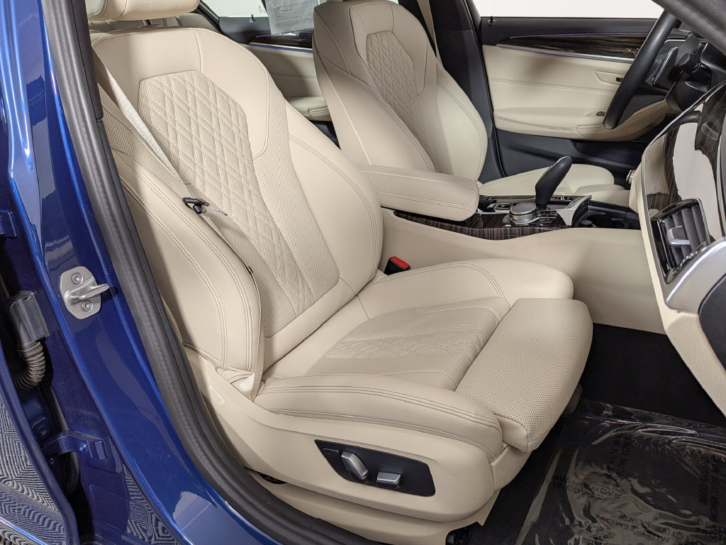 Certified 2023 BMW 530i xDrive w/ Premium Package AWD/4WD image 27