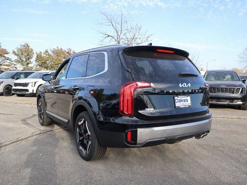 New 2025 Kia Telluride S image 5