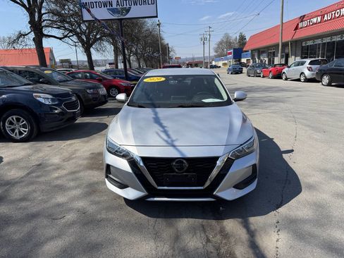 Used 2020 Nissan Sentra SV image 3