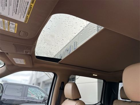 Certified 2022 Ford F250 Lariat w/ Lariat Ultimate Package image 22