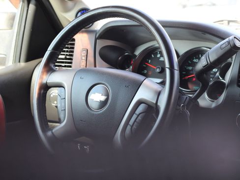 Used 2008 Chevrolet Silverado 2500 LT w/ 1LT Convenience Package image 12
