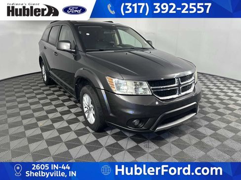 Used 2016 Dodge Journey SXT w/ Comfort/Convenience Group FWD image 2