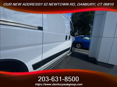 Used 2025 RAM ProMaster 2500 w/ U-Haul Equipment Group FWD image 8