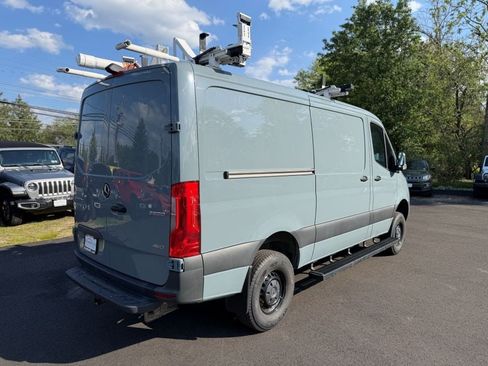 Used 2024 Mercedes-Benz Sprinter 2500 image 3
