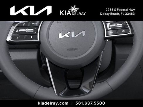 New 2026 Kia Seltos EX FWD image 22