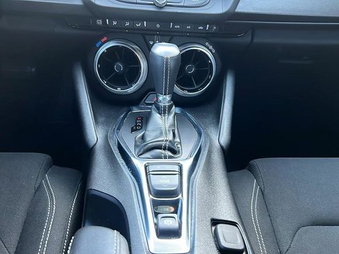 Used 2019 Chevrolet Camaro LT w/ RS Package image 17