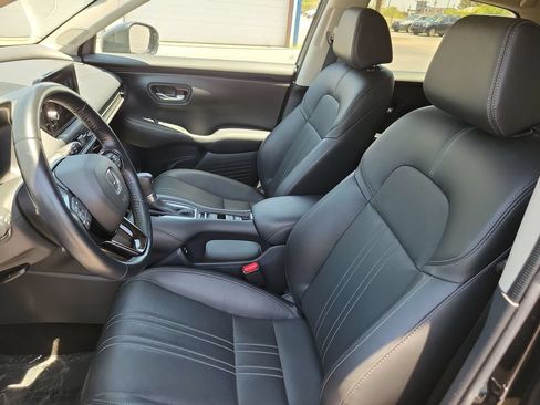 Used 2025 Honda HR-V EX-L image 16