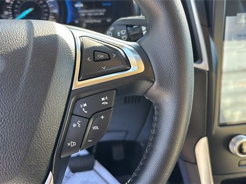 Used 2023 Ford Edge SEL w/ Convenience Package image 23