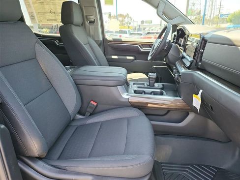Certified 2024 Chevrolet Silverado 1500 LT Trail Boss w/ LPO, Dark Essentials Package AWD/4WD image 19