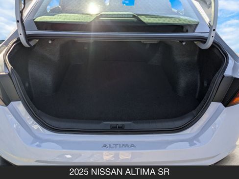 New 2025 Nissan Altima 2.5 SR image 20