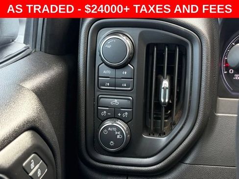 Used 2020 Chevrolet Silverado 1500 Custom Trail Boss w/ Custom Convenience Package AWD/4WD image 19