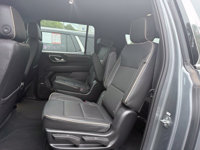 Used 2022 GMC Yukon XL SLT w/ SLT Luxury Package AWD/4WD image 13