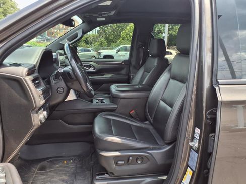 Certified 2021 Chevrolet Suburban Z71 w/ Z71 Off-Road Package image 7