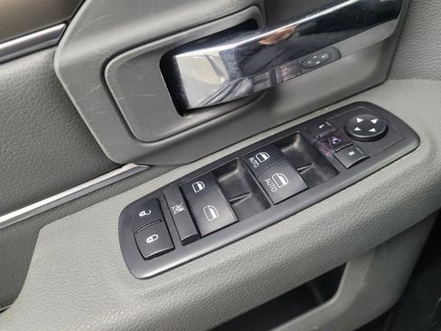 Used 2018 RAM 1500 Big Horn image 27