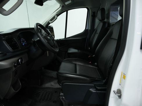 Used 2023 Ford Transit 350 Low Roof RWD image 28