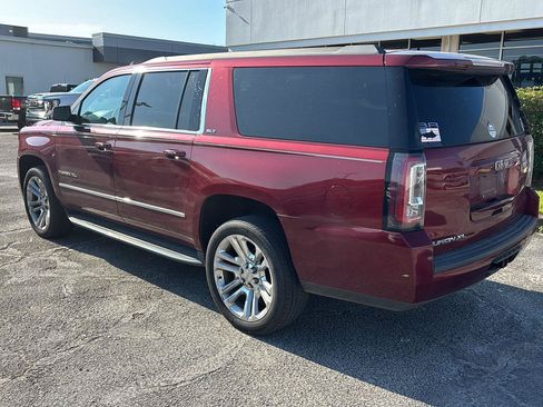 Used 2019 GMC Yukon XL SLT w/ Premium Edition RWD image 5