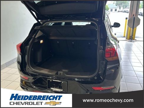 Used 2023 Buick Encore GX Select w/ Experience Buick Package AWD/4WD image 15