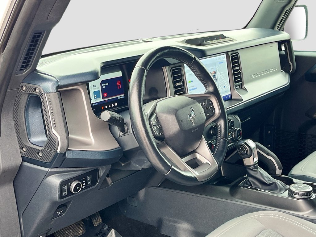 Used 2022 Ford Bronco Outer Banks AWD/4WD image 9