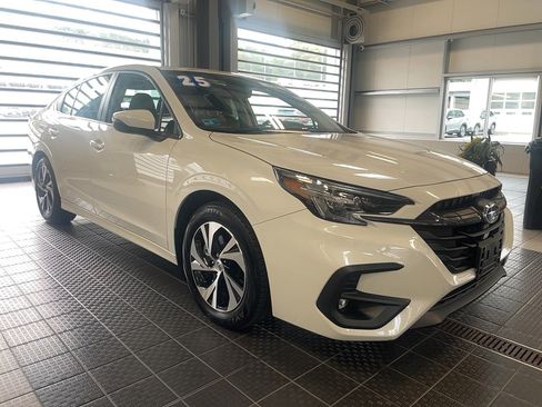 Used 2025 Subaru Legacy Premium image 1