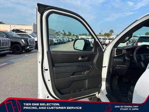 Used 2025 Toyota Tundra SR5 w/ SR5 Convenience Package AWD/4WD image 11