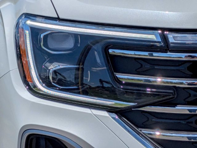 New 2026 Volkswagen Atlas SE FWD image 10