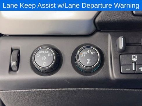 Used 2020 Chevrolet Tahoe LT w/ RST Edition AWD/4WD image 36