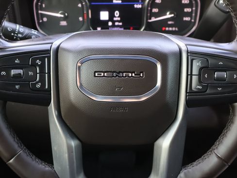 Used 2023 GMC Sierra 2500 Denali w/ Denali Ultimate Package AWD/4WD image 27