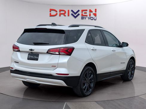 Used 2024 Chevrolet Equinox RS w/ LPO, Cargo Package FWD image 5