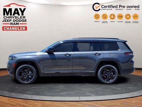 Used 2024 Jeep Grand Cherokee L Altitude AWD/4WD image 18