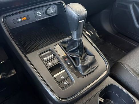 Used 2024 Honda CR-V LX image 26