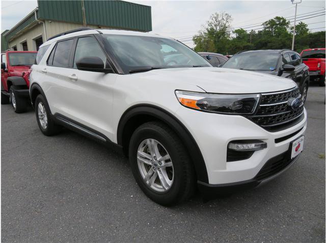 Used 2020 Ford Explorer XLT w/ Equipment Group 202A AWD/4WD image 1