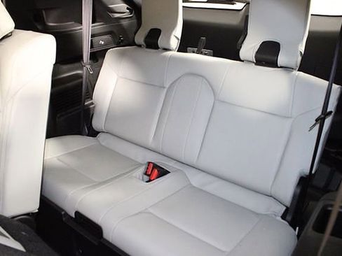 Used 2024 Mitsubishi Outlander SEL image 13