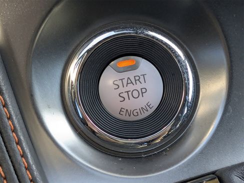 Used 2023 Nissan Maxima SR w/ Sport Mat Group image 38