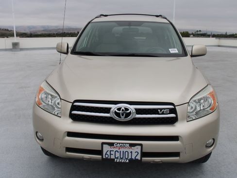 Used 2008 Toyota RAV4 Limited FWD image 7
