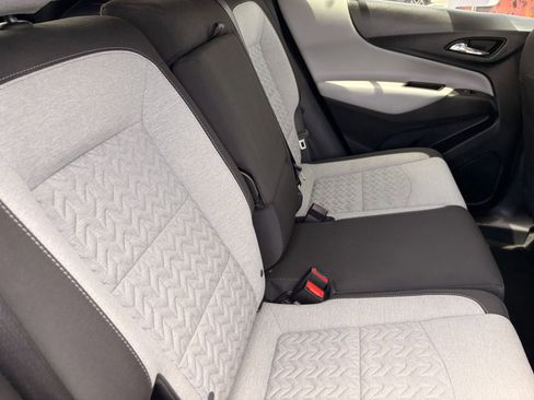 Used 2023 Chevrolet Equinox LT FWD image 13