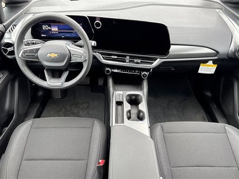 New 2026 Chevrolet Equinox EV LT w/ LPO, Blackout Package image 13