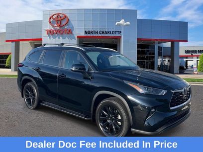 Used 2024 Toyota Highlander XLE