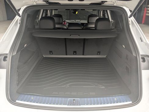 New 2025 Porsche Cayenne S image 24