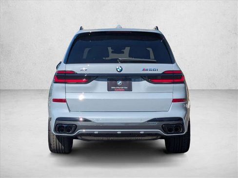 New 2026 BMW X7 M60i image 7