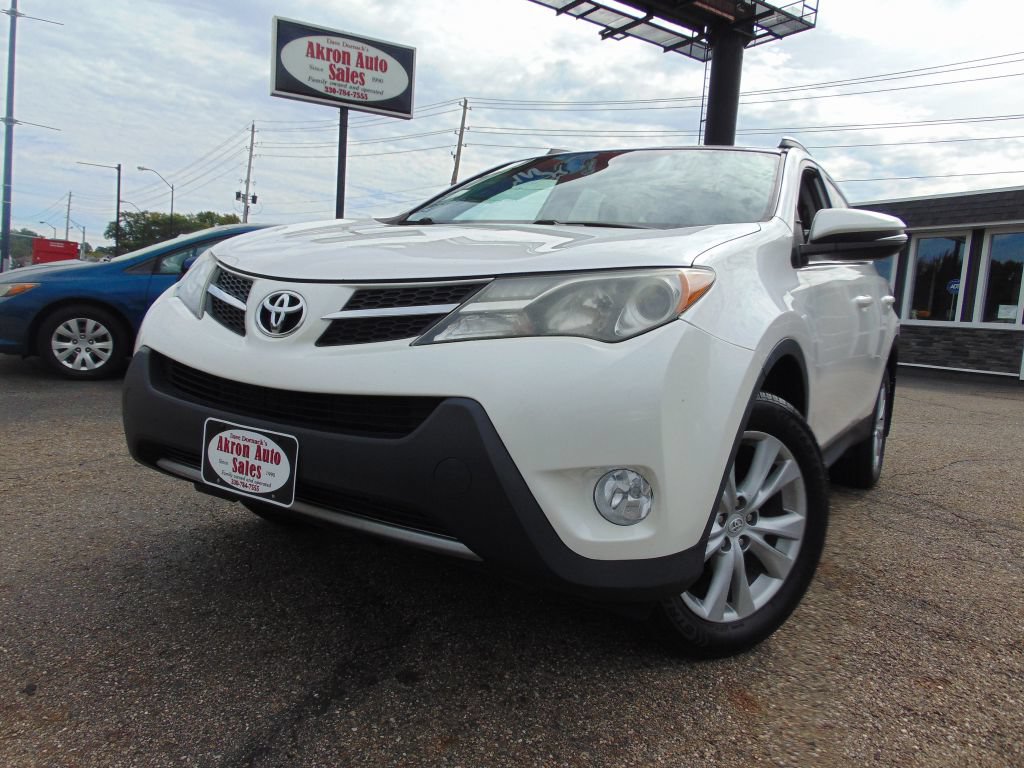 Used 2014 Toyota RAV4 Limited w/ Technology Package AWD/4WD image 36