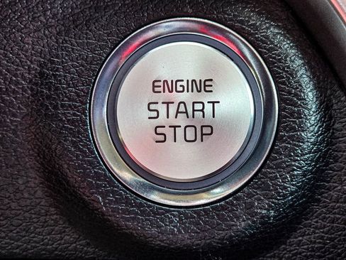 Used 2025 Kia Telluride S image 22