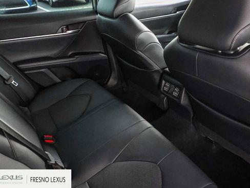 Used 2022 Toyota Camry XSE FWD image 13