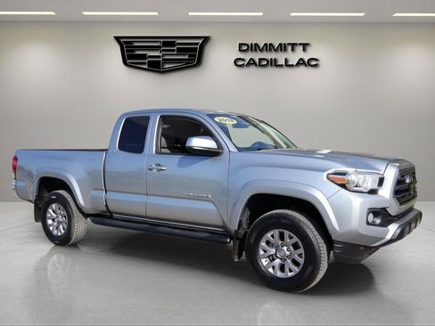Used 2018 Toyota Tacoma SR5 image 7