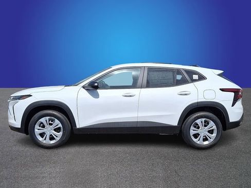 New 2026 Chevrolet Trax LS w/ Driver Confidence Package FWD image 3